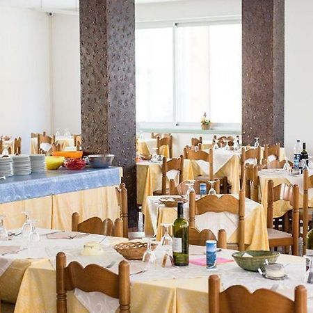 Hotel Elis กัตเตโออามาเร ภายนอก รูปภาพ